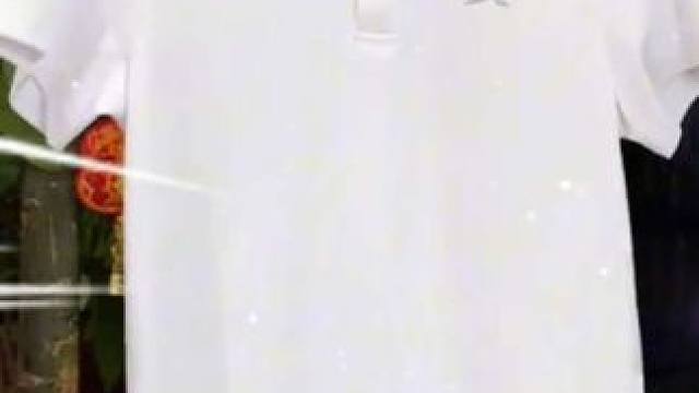 真的是太爱这种极简风的Polo衫了，小男孩穿上干干净净的老有气质了#特步儿童 #儿童polo衫 #儿