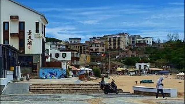 温州洞头东岙沙滩，海风拂面的夏日时光。