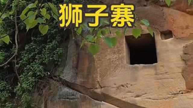 一个隐藏在大山深处的神秘石屋，规模之大，各种暗道密室相互连通，石屋全是依山而建，让人叹为观止#户外 