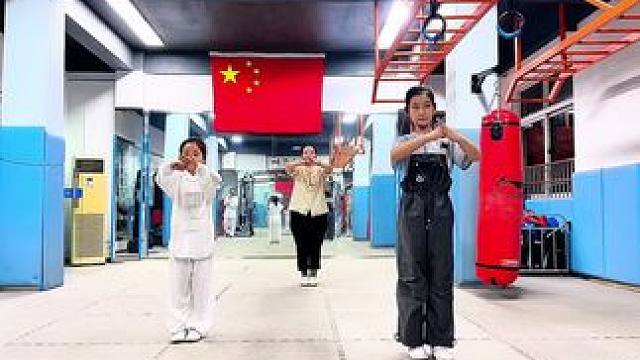 今日份太极课堂！为冒着大雨来上课的学员点赞！#宜昌#宜昌太极拳#太极拳#宜昌教育 #素质教育