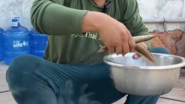 铁锅炖河鱼 #美食 #户外美食 #泰国美食 #内容启发搜索