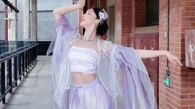 当春江花与月夜连成画