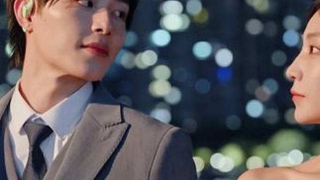 职场小透明逆袭秘诀都在这部爽剧里，这波开挂技能值得每个打工人学起来#华为耳挂耳机稳稳开挂  #华为F