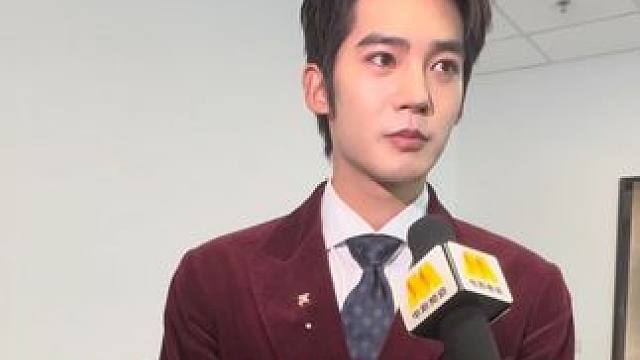 #于适谈甲亢哥拍摄的重庆夜景 #于适 说起对重庆的印象，除了火锅和山城，前段时间#甲亢哥 来到重庆拍