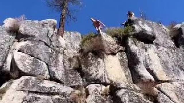 炽热的不只是夏天，还有自由的灵魂，挑战永不止步 #极限运动 #户外跳水 #夏天该有的样子