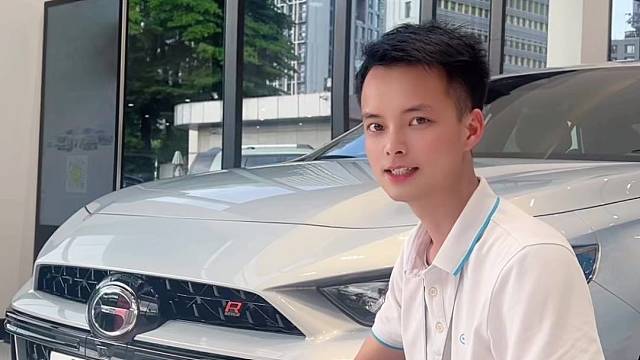 沉浸式体验影豹R