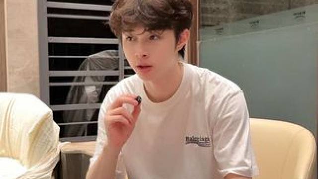 大家还有什么感兴趣的问题？ #羽毛球 #镜坠离心 #西安林丹杯