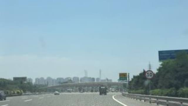 今日请假 大连吃海肠捞饭#在路上 #高温天气 #纪录美好生活 #大连海肠捞饭