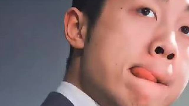 许昕海底捞月上演神级，樊振东极限闪躲展示好腰，对手无可奈何举手投降。#国乒 #乒乓球 #许昕 #樊振