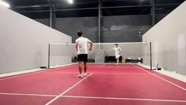 林李们教教我头顶突击#羽毛球 #实战 #杀球 #突击