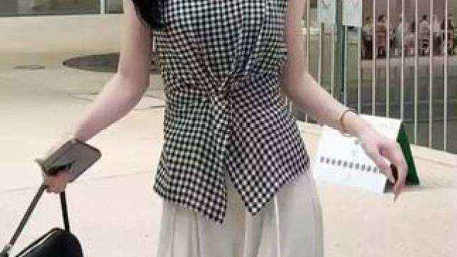 #夏日穿搭必学技巧#简约休闲风穿搭太耐看了#夏季简约风服装测评#超清爽的夏天OOTD#微胖女孩夏天就