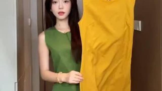 黄色上身效果来啦#超显身材的小仙女裙装推荐  #高级感连衣裙 #穿出高级感 #夏季新款
