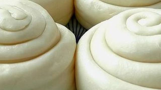 早餐别出去买了，1碗面粉加4个鸡蛋，简单一做，全家人都爱吃！ 