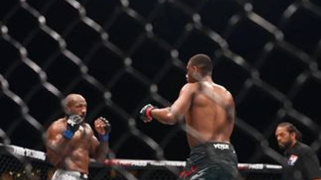 五回合打满！朗特里一致判定赢下胜利！希尔苦吞三连败！#UFC