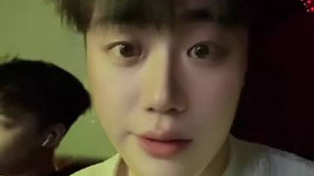 果盘男孩又来咯#果盘