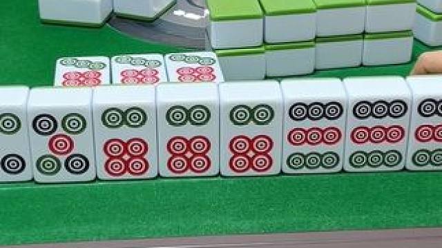 放报家 #创作者扶持计划 #高手都在评论区 #小麻将解心宽 #上热搜