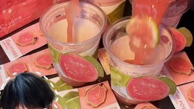 大学生勇闯“书亦烧仙草”的vlog！终于喝上这一杯奶茶啦… #书亦芭乐系列 #书亦烧仙草 #书亦高能