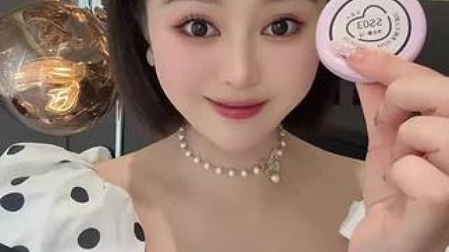 这个气垫腮红显白就算了 涂上整个脸都膨起来了，太显嫩了#气垫腮红 #PUCO气垫腮红 q