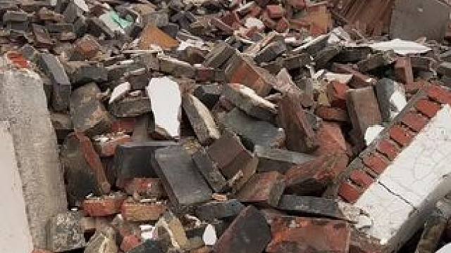 听到小猫在叫。。#方言