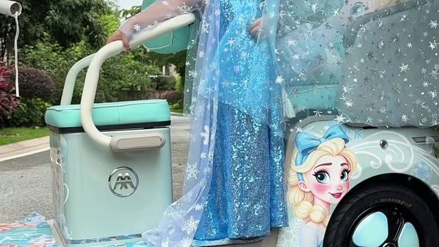 初级艾莎迷VS满级艾莎迷