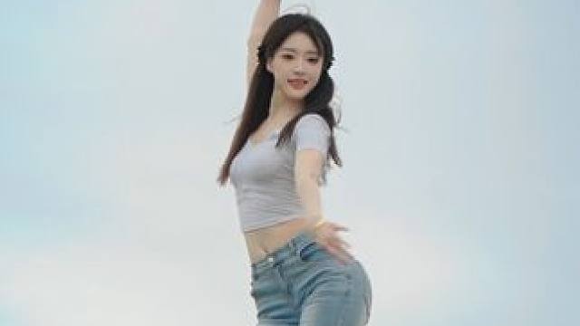 跑马溜溜地山上 一朵溜溜地云呦～#山情歌#康定情歌