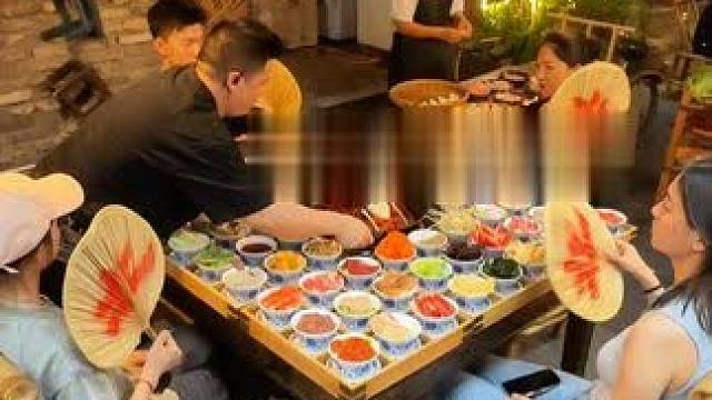 藏在铁板巷里的老火锅 #火锅 #美食推荐