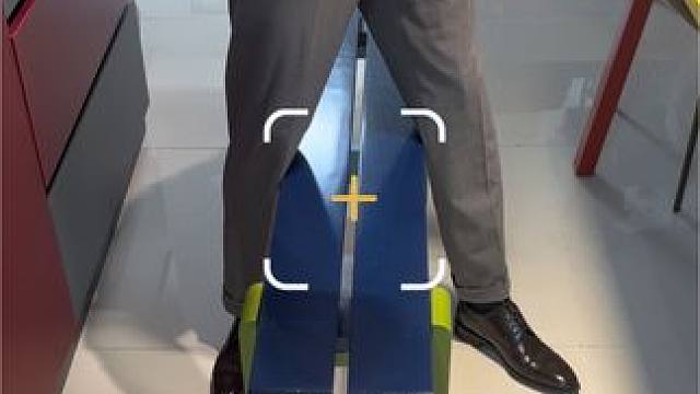 熬最长的夜 吃最补气血的饭 今天的拉花主包挑战拉个玫瑰你们说能好看的了吗？#vlog日常 #皮鞋黑袜