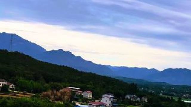 少年 还不出去走走看吗？贫瘠之地是开不出鲜艳的花的#朋友你该出去走走了