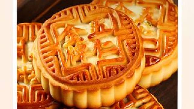 厂家年中冲销量，8.99元到手2斤#五仁月饼 #太好吃了 #推荐