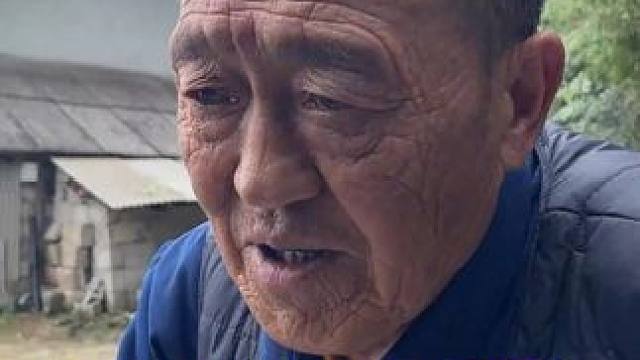 我是个生意人，但犹豫了几秒钟还是没忍住坏了规矩 #在村里做一件有意义的事儿 #乡村守护人 #农村生活