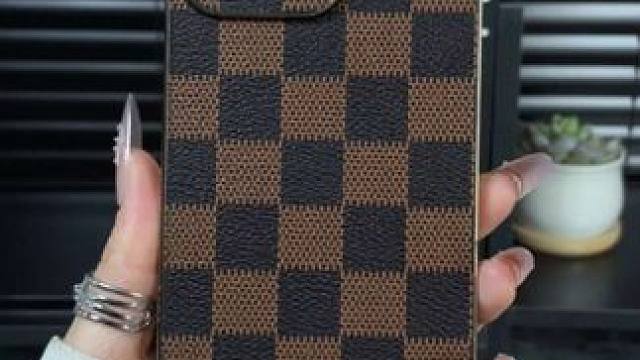 OPPOReno14轻奢复古手机壳，素皮搭配电镀软边高级感 #不沾指纹手机壳#opporeno14p