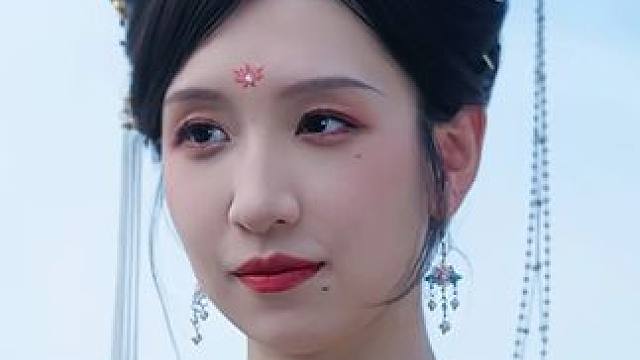 女大学生魂穿古代200斤皇后.... #肥妻皇后不好惹 #花生短剧 #好剧推荐 #因为一个片段看了整