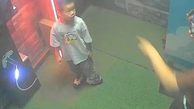 奇妙星 #密室逃脱#第一视角#室内游乐场#小孩子的世界#游戏视频