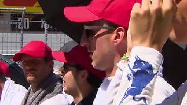 维斯塔潘逆转勒克莱尔卫冕车队主场【2019 F1奥地利大奖赛加长集锦】