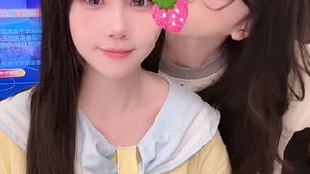 今天又吃一个，开心#嘉桐摇 #甜妹