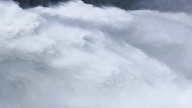 太帅了 #视觉震撼 #云雾缭绕人间仙境 #雄伟壮观 #大自然的魅力