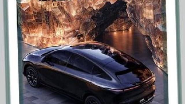 小鹏G6是唯一个被弹道导弹直接命中却并没有大事的电动车。 #小鹏汽车  #小鹏g6  #导弹