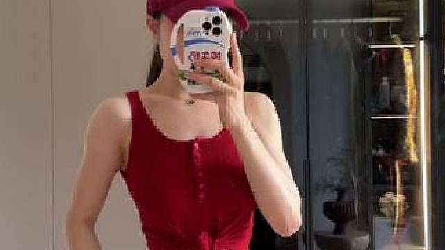 在练几次，天热就练不动了。 #健身 #减脂瘦身 #健身穿搭 #撸铁女孩 #vlog日常