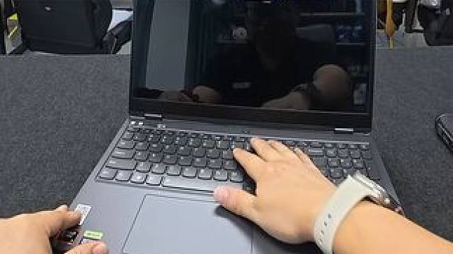 实验型视频……看下是否有流量……不符合账号属性没流量下次改进 （第一集）第一视角体验电脑玩家的奇葩操