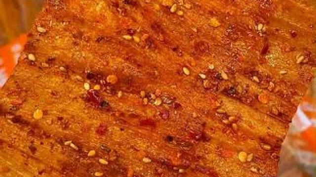 湖南特产手撕豆皮，追剧解馋小零食，真的太好吃啦#零食推荐 #好吃到停不下来 #追剧小零食