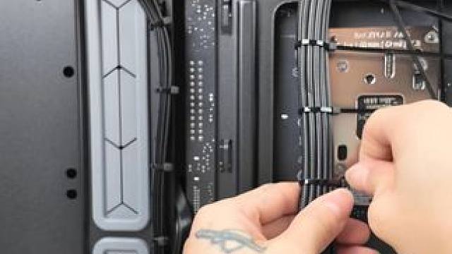 黑色机箱应该不会发黄了吧？ #电脑组装 #台式电脑 #DIY组装电脑