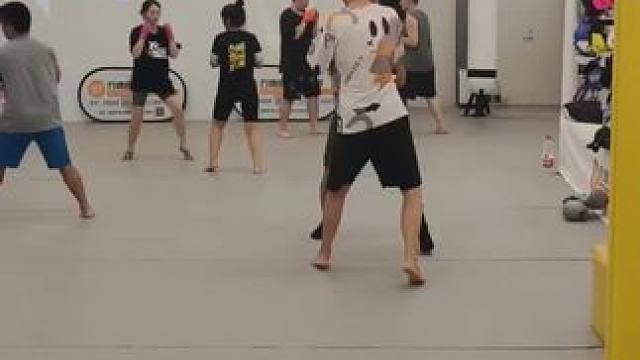 简单记录一下#日常训练 #强身健体保护自己 #拳击 #姿势要帅