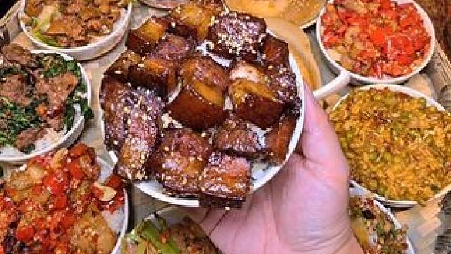 砂锅菜真是掌控饭张力的神！ #为宵夜而生的美食安利 #砂锅菜 #无辣不欢的吃货 #烟火气小店 #成都
