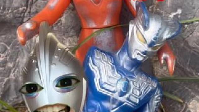 奥特曼怎么受伤了快来一起看看怎么回事#奥特曼玩具 #儿童玩具 #奥特曼