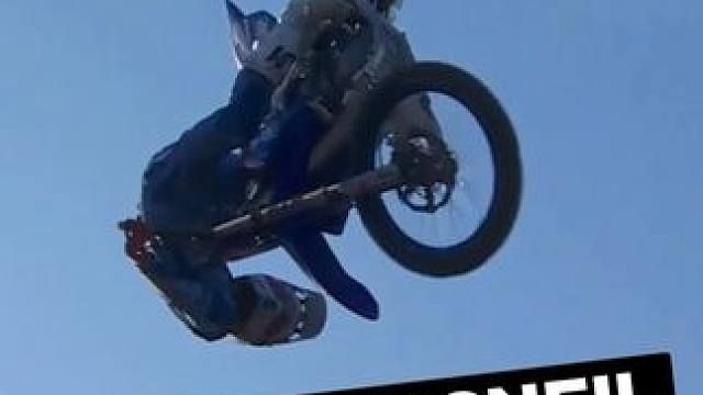 Jarryd McNeil夺得Moto X Best Whip铜牌！#XGamesSLC  #XGA