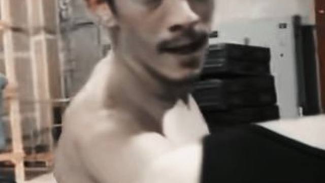 当队伍里需要有人来掩护所有人撤退时，你会说出那句最危险的地方留给我吗#暴力美学