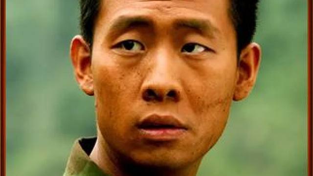 许三多终于回到A大队！ #士兵突击 #王宝强 #军旅剧 #影视解说dou+小助手