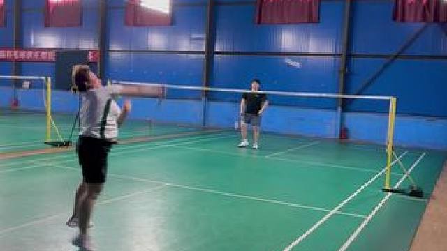 羽毛球点杀和重杀的区别与运用 羽毛球点杀和重杀的区别与运用，你学会了吗？