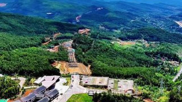 广元离曾家山最近的快速通道起点：黑石坡，建成后广元飙到曾家山就半个小时，以后避暑赏秋看雪就更方便了#