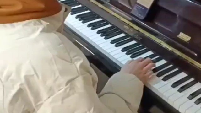 能治愈人心的只有音乐